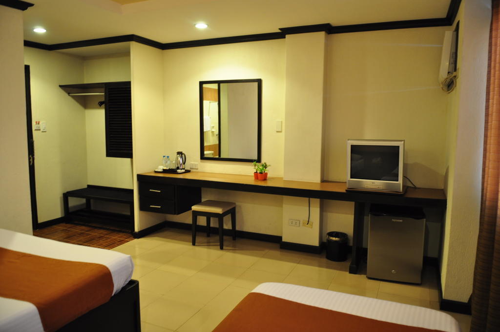 O Hotel Bacolod Ngoại thất bức ảnh