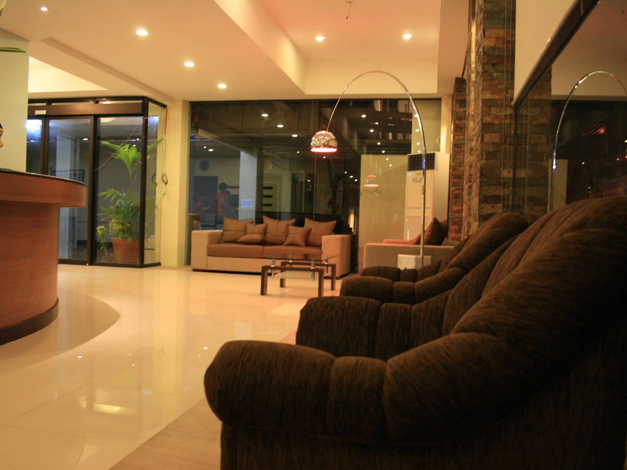 O Hotel Bacolod Ngoại thất bức ảnh